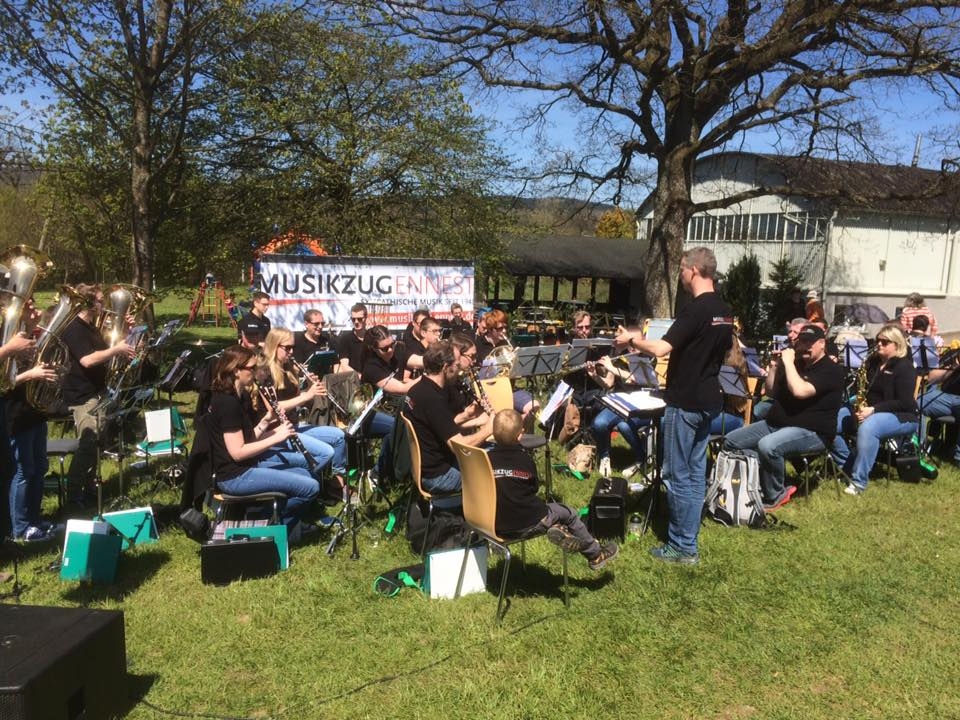 13178863_1031648393538001_713681269366248598_n