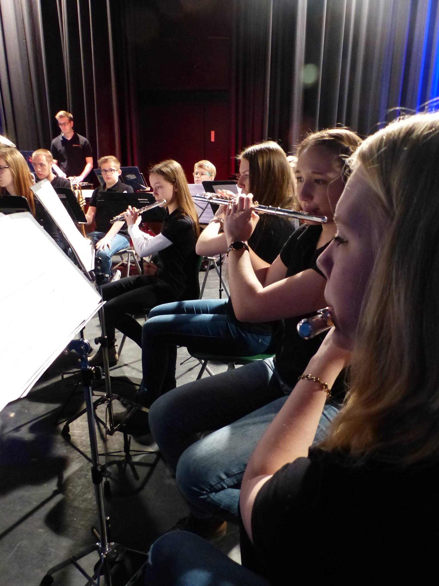 10634079_996109763758531_6798116559354654390_o